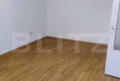 Apartament cu 2 camere decomandat în Central - 4