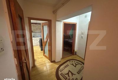 Apartament cu 3 camere decomandat în Micro 5