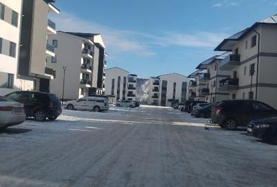 Apartament cu 3 camere decomandat în Burdujeni - 2