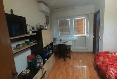 Garsonieră semidecomandată în Sebastian - 2