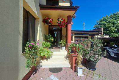 Casa individuala cu piscina. P+1+M. zona foarte buna - 56