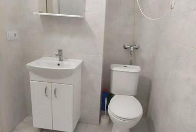 Garsonieră decomandată în Vitan