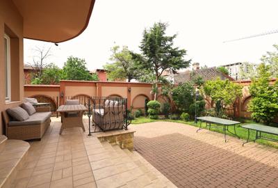 Parcul Carol, vilă impresionantă 700 mp și teren de 720 mp, Metrou 8 minute - 6