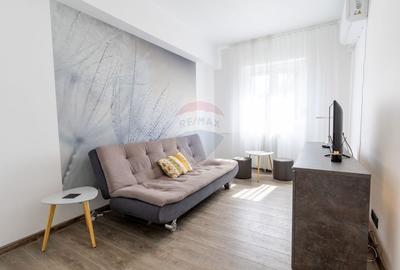 Apartament cu 2 camere decomandat, mobilat în Central