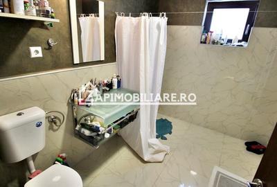 Casa 5 camere,250 mp,622 mp teren, cartier 7 Noiembrie,zona Sudului, - 8
