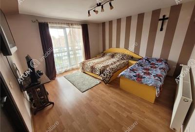 Casa 5 camere si 2 bai in teren 142 mp zona Calea Dumbravii Sibiu
