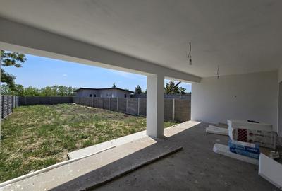 Casă individuală cu 3 camere cu Canalizare în Sânandrei - 3