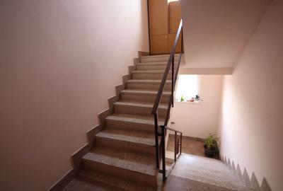 Casă individuală cu 5 camere cu Canalizare în Mehala - 12