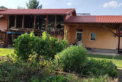 Casă cu 4 camere în Central - 7