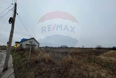 Teren de 2146 mp, în Cârligele - 2