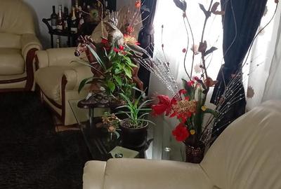 Apartament cu 3 camere decomandat în Central - 2