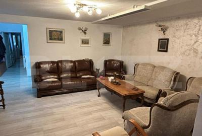 Casa P+M in zona Medicina Veche, 217 mp utili ?i 636 mp t - 2