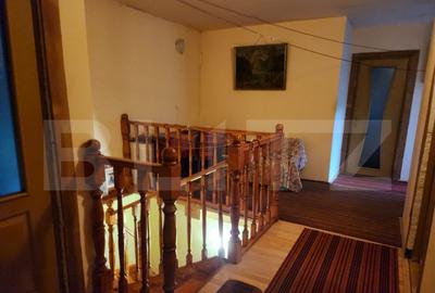 Casă cu 5 camere cu Teren 300 Mp în Libertății