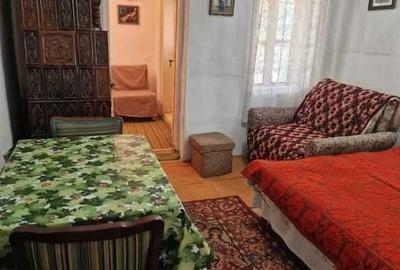 Casă cu 4 camere în Central - 1