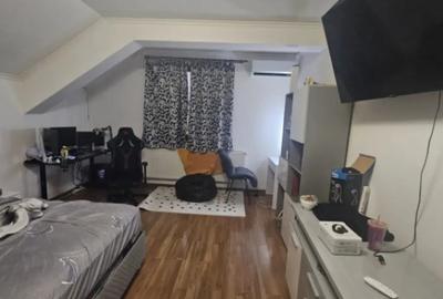 Casă cu 7 camere cu Teren 518 Mp în Cârcea - 5