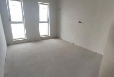 Apartament cu 3 camere în Titan