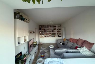 Apartament cu 3 camere semidecomandat, mobilat în Tomis II