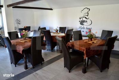 Spațiu comercial, de 250 mp, în Central - 4