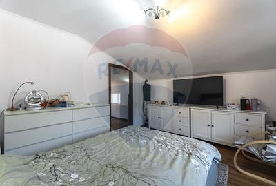 Casă individuală cu 6 camere cu Teren 136 Mp în Schei - 13