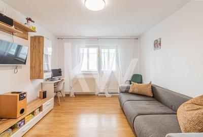 Vanzare apartament cu 3 camere, decomandat - Centrul Civic - 2