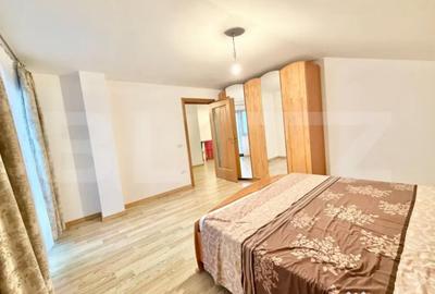 Casă cu 7 camere cu Teren 1800 Mp în Central - 2