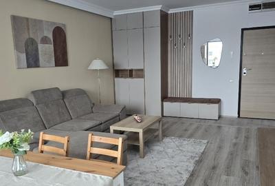 Apartament cu 2 camere decomandat, mobilat în Băneasa