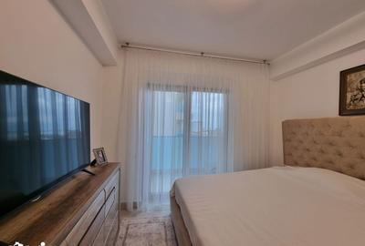 Apartament cu 3 camere, mobilat în Central