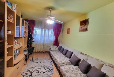 Apartament 3 camere, in Tg. Jiu, str. Victoriei, zona Mall - 9