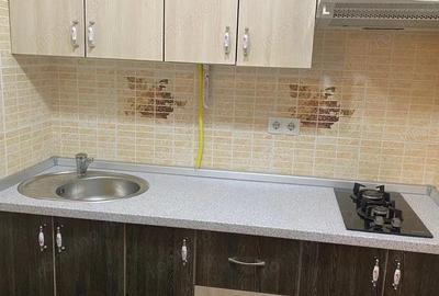 De vanzare apartament cu o camera in zona Bucovina - 3