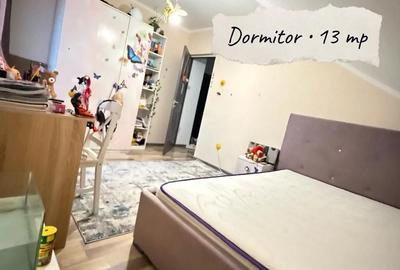 Casă cu 5 camere cu Teren 587 Mp în Sânmihaiu Român - 3
