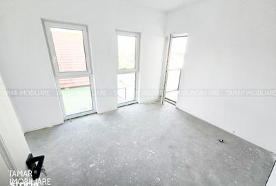 Apartament cu 3 camere în Micălaca - 1