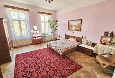 Apartament Rar cu 6 Camere / Curte Privata | Centrul Istoric/ COMISION 0 - 11