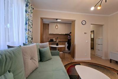 De inchiriat apartament 2 cam, Tg. Mures, Zona Cornisa, UMF De inchiriat apartament 2 cam, Tg. Mures, Zona Cornisa, UMF - 2