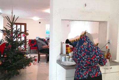 Casă cu 3 camere cu Teren 2900 Mp în Florești - 1