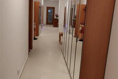 Casă individuală cu 10 camere cu Canalizare în Bucureștii Noi - 15