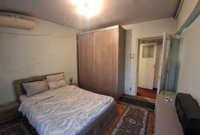 Apartament cu 2 camere semidecomandat, mobilat în Giurgiului