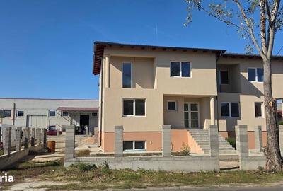 Casă cu 3 camere în Central - 2