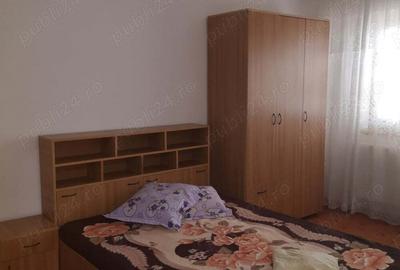 Apartament cu 3 camere decomandat în Școlilor - 1