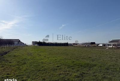 Casă cu 5 camere cu Teren 2195 Mp în Sânmartin