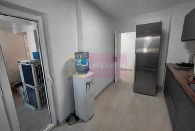 Apartament cu 3 camere decomandat în Decebal - 3