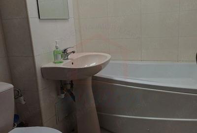 Apartament cu 2 camere decomandat, mobilat în Micro 20 - 1