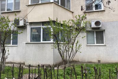 Apartament cu 2 camere decomandat în Siderurgiștilor