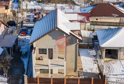 Casă cu 5 camere cu Canalizare în Valu lui Traian - 6