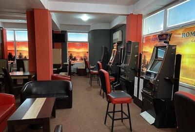 Spațiu comercial, de 120 mp, în Central - 3