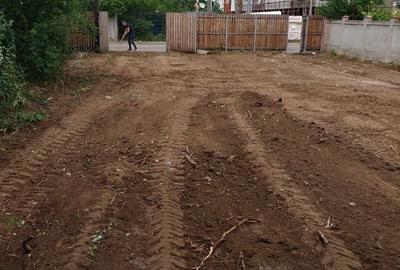 Teren Construcții intravilan de 350 mp, în Apărătorii Patriei