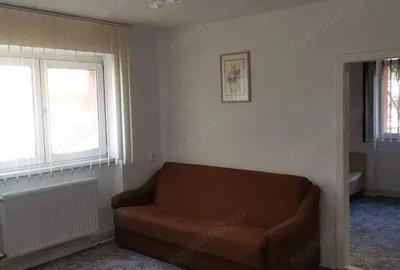 Apartament cu 2 camere nedecomandat în 7 Noiembrie