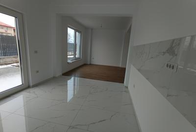 Duplex cu 4 camere cu Canalizare în Valea Lupului - 3