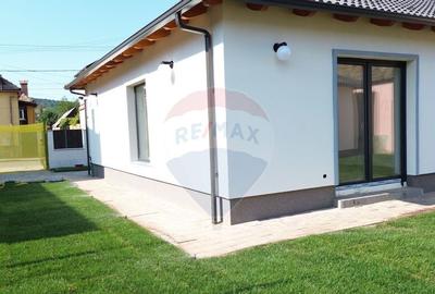 Casa de vanzare noua construita in 2025 - 21