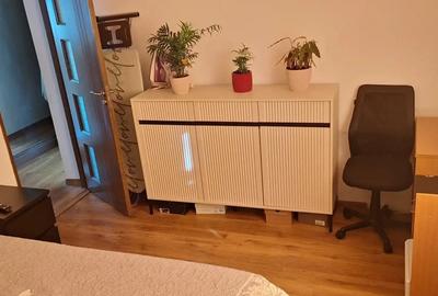 Proprietar vand 3 decomandate Rovine - 1