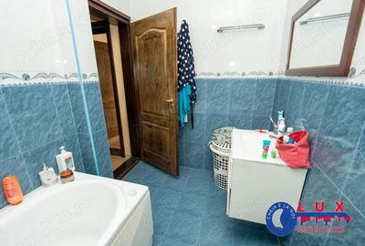 Casă cu 7 camere în Mineri - 12